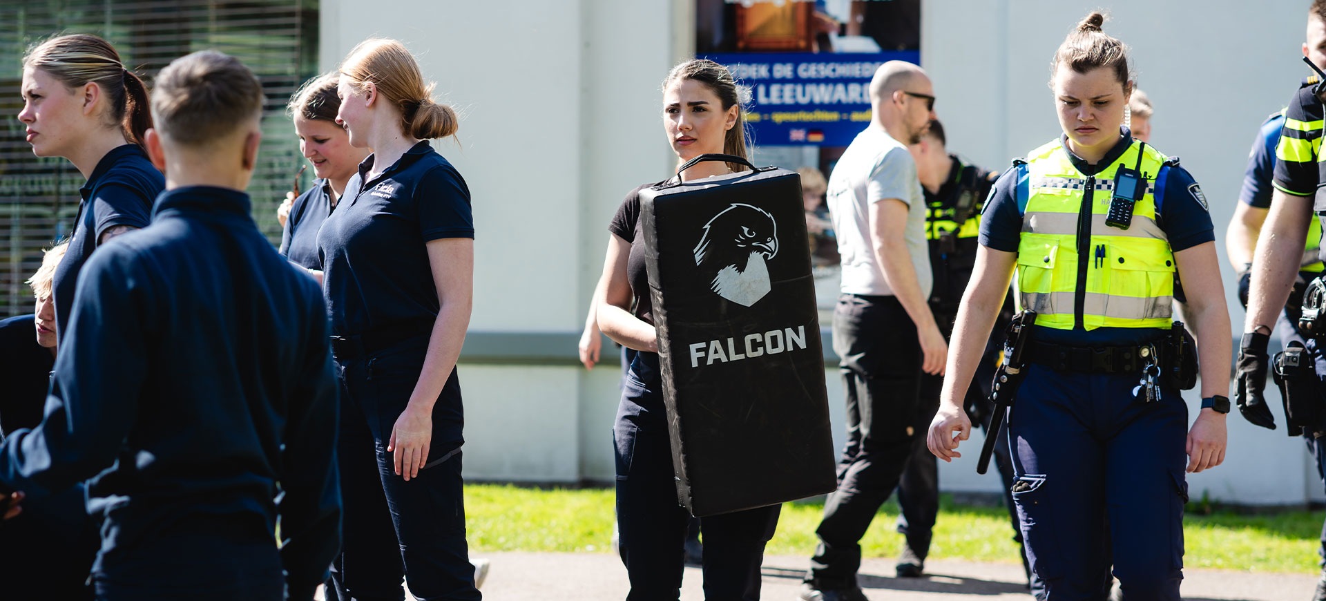 Falcon academie traint boa en politie